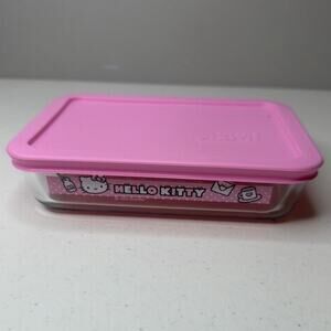 Pyrex Hello Kitty Decorated Glass Rectangle Pink Food Storage Baking Container